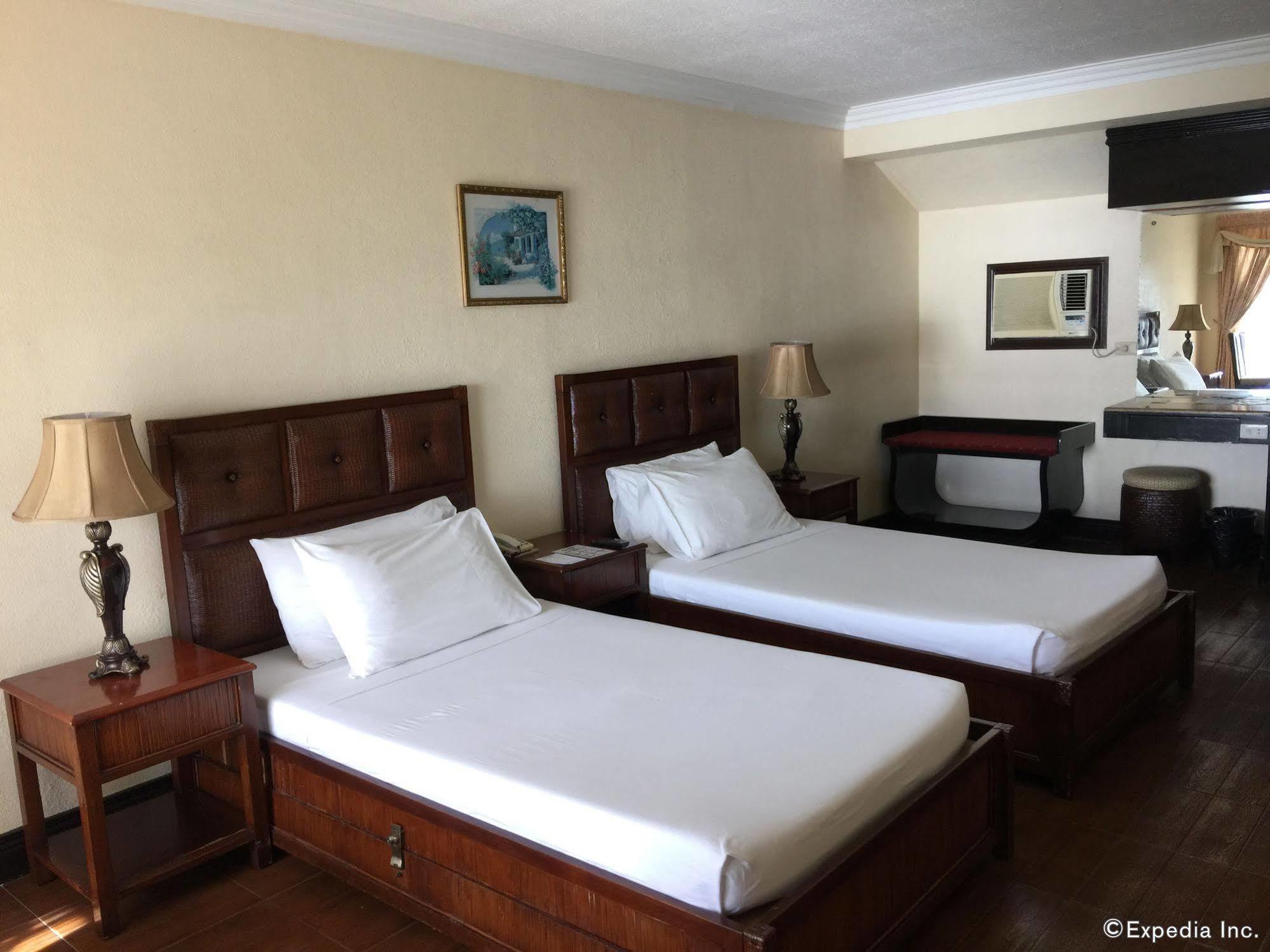 Bohol Tropics Resort Tagbilaran Exterior foto